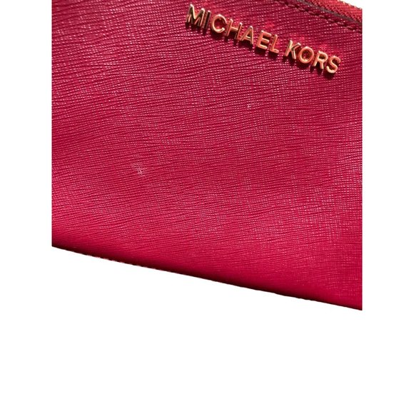 Michael kors red wristlet - Picture 2 of 12